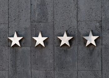 4 Ways to Keep Your Customers Happy