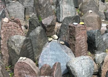 Reopening Cold Cases With Robotic Data Discoveries