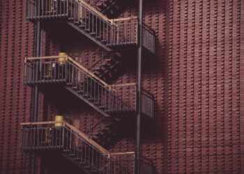 The Risks of Candidates Climbing Back Down the Corporate Ladder