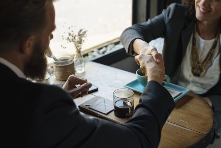 4 Ways to Attract Prospects Who Aren’t Necessarily on the Job Market